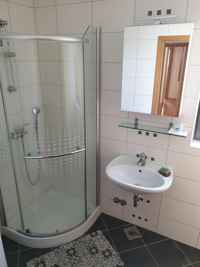 Apartment Emma Ljubljana - Free Parking, Ac, Wifi Exteriér fotografie
