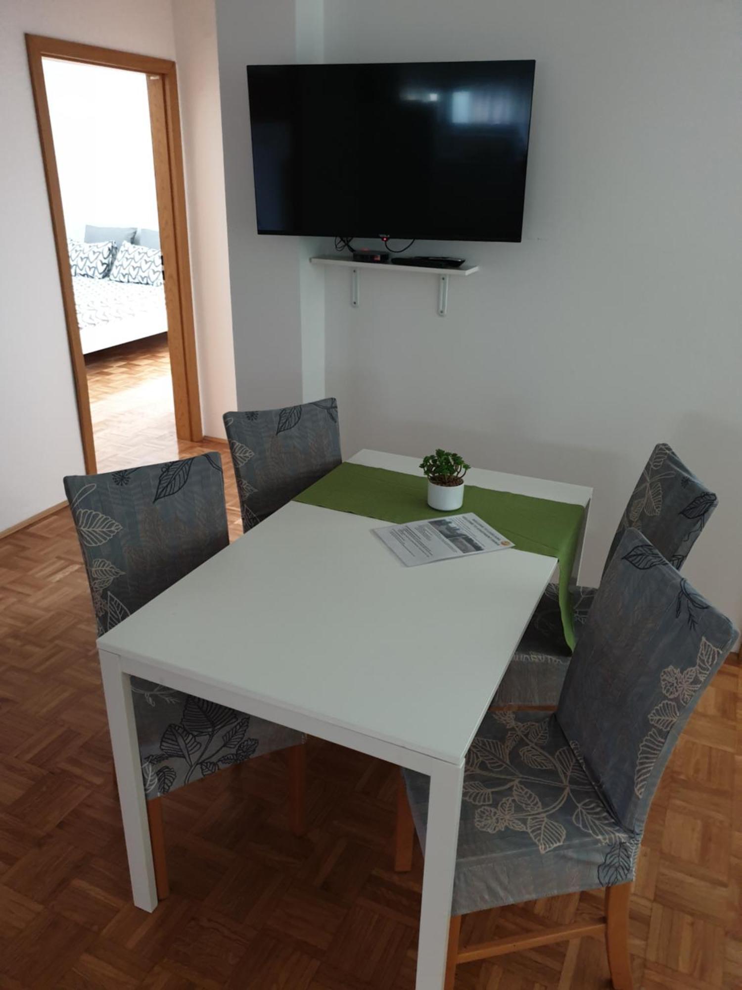 Apartment Emma Ljubljana - Free Parking, Ac, Wifi Pokoj fotografie